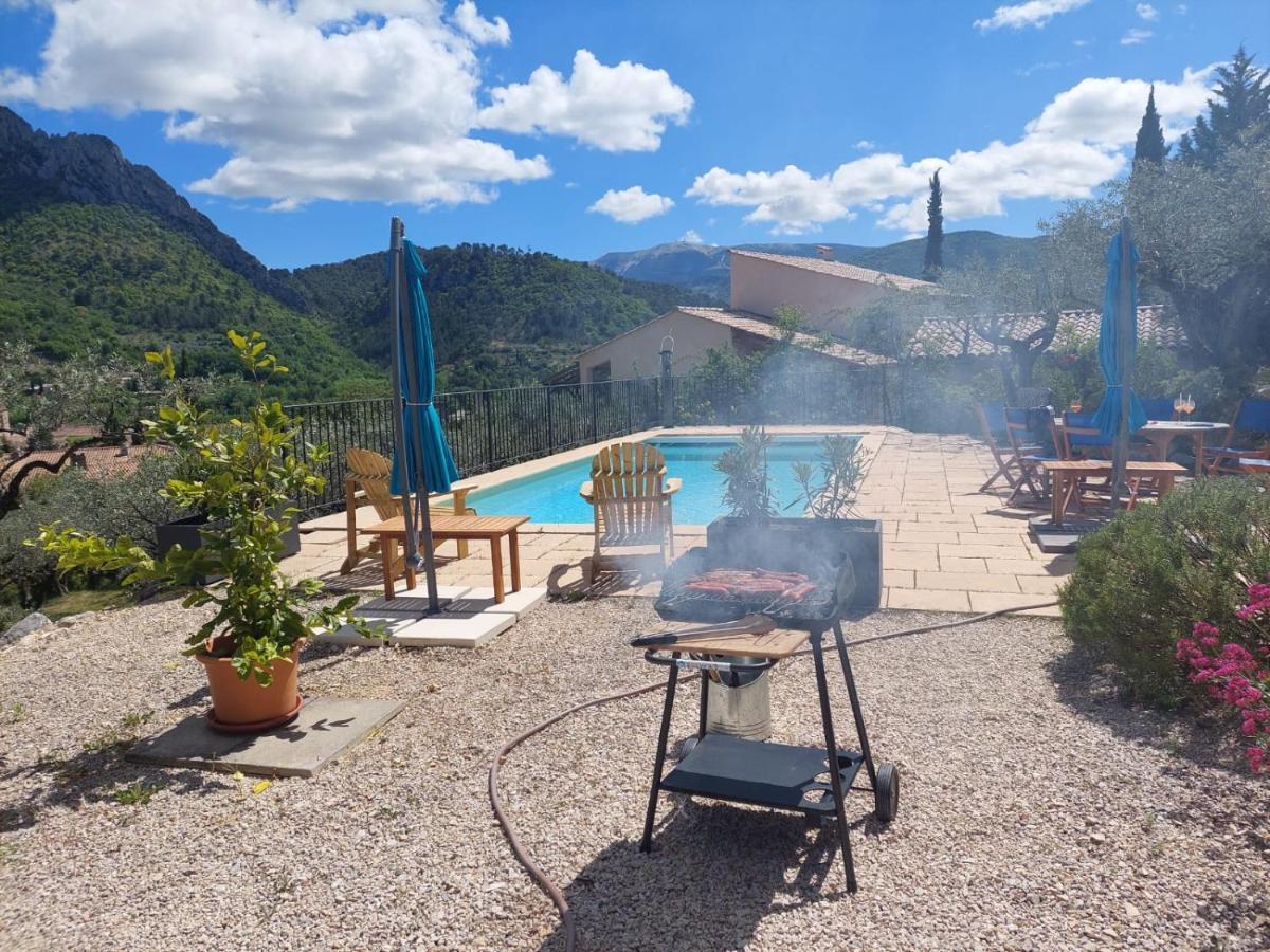 Le Mas Christine Bed & Breakfast Buis-les-Baronnies Dış mekan fotoğraf